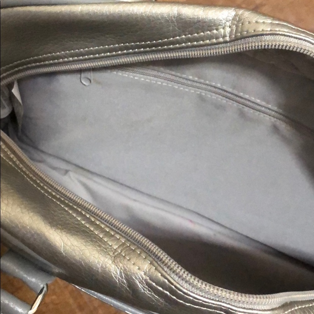 Puma Handbag - Picture 5 of 6